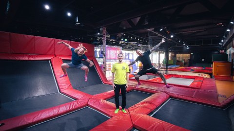 Trampolinearea, Dudesons, Duudsonit at Duudsonit Activity Park